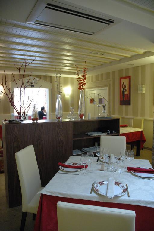 ויארובלדו Hotel Ideal מראה חיצוני תמונה